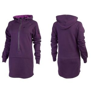 nike seasonal half zip